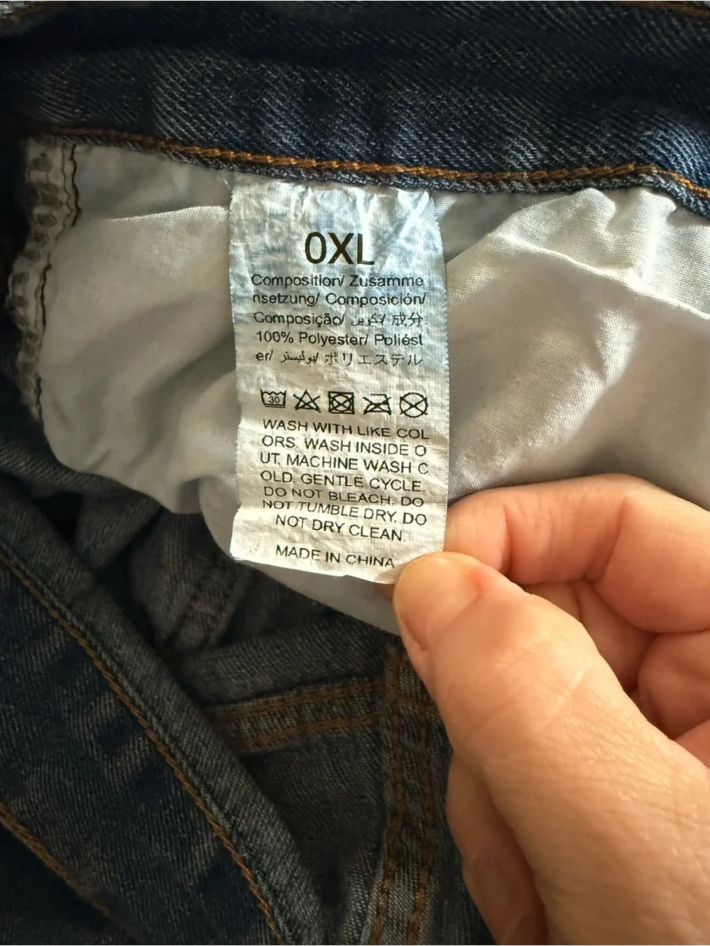 Women’s blue jeans size 0xl- waist 38/40”